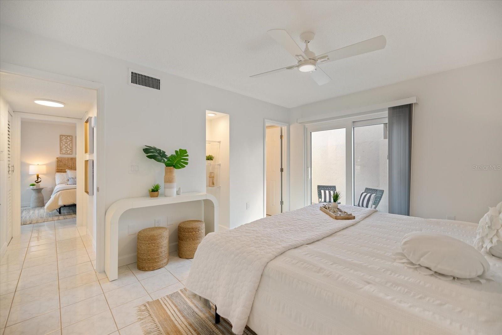 1585 TARPON CENTER DR #20, VENICE, FL, 34285