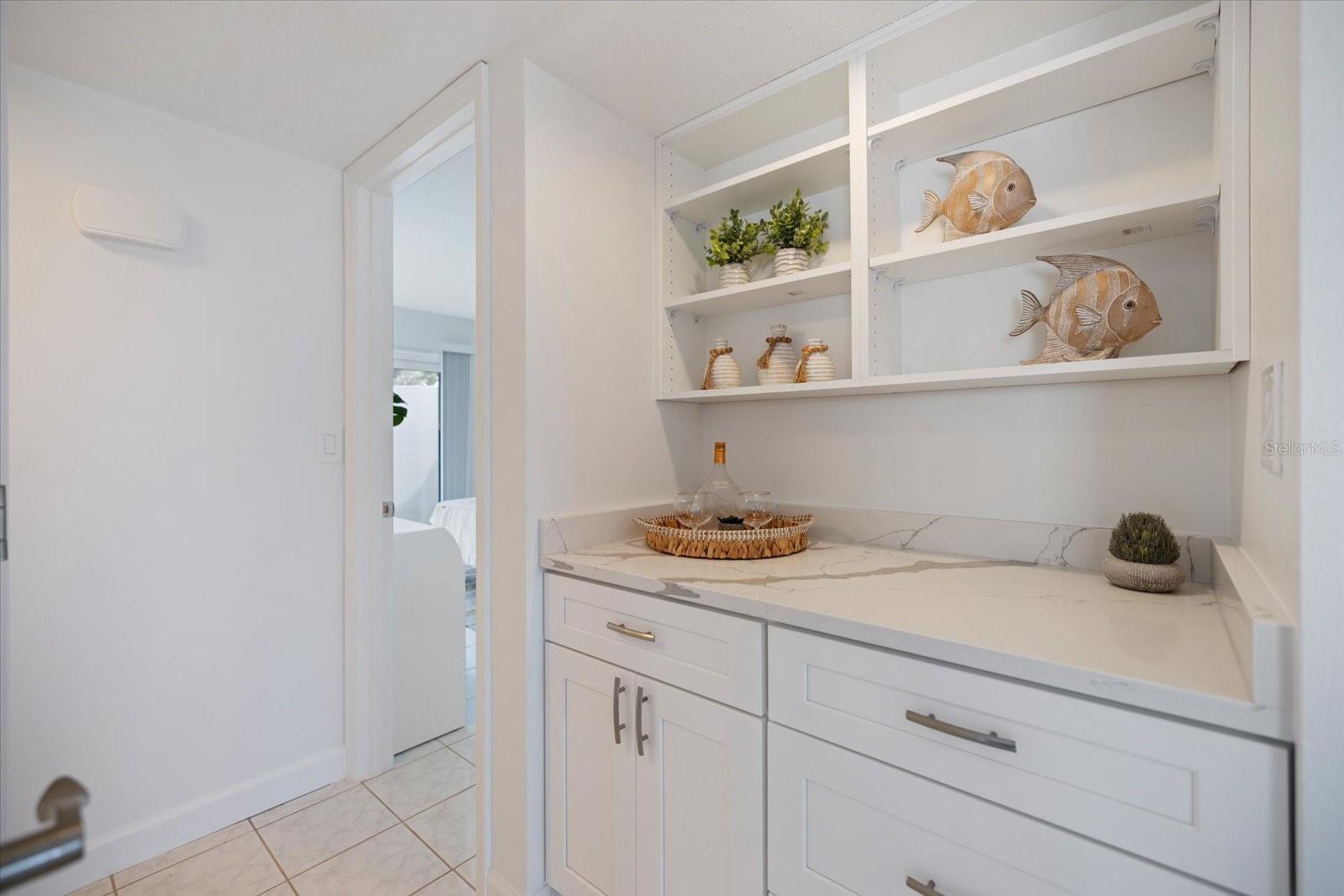 1585 TARPON CENTER DR #20, VENICE, FL, 34285