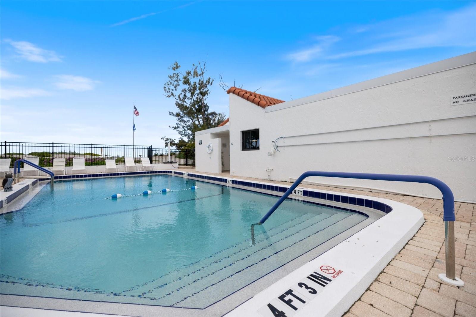 1585 TARPON CENTER DR #20, VENICE, FL, 34285