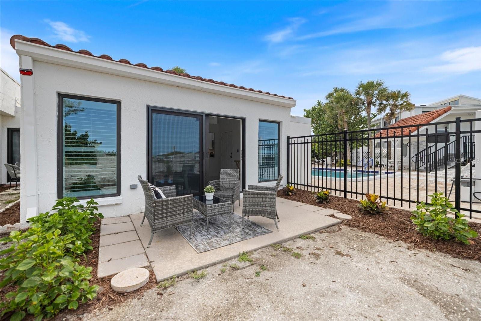 1585 TARPON CENTER DR #20, VENICE, FL, 34285