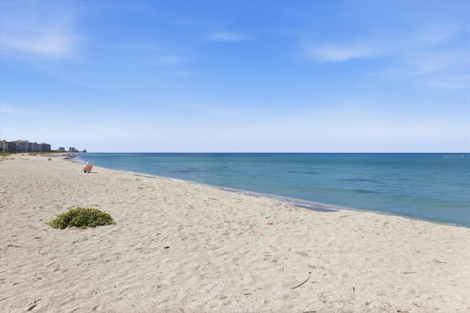 1585 TARPON CENTER DR #20, VENICE, FL, 34285