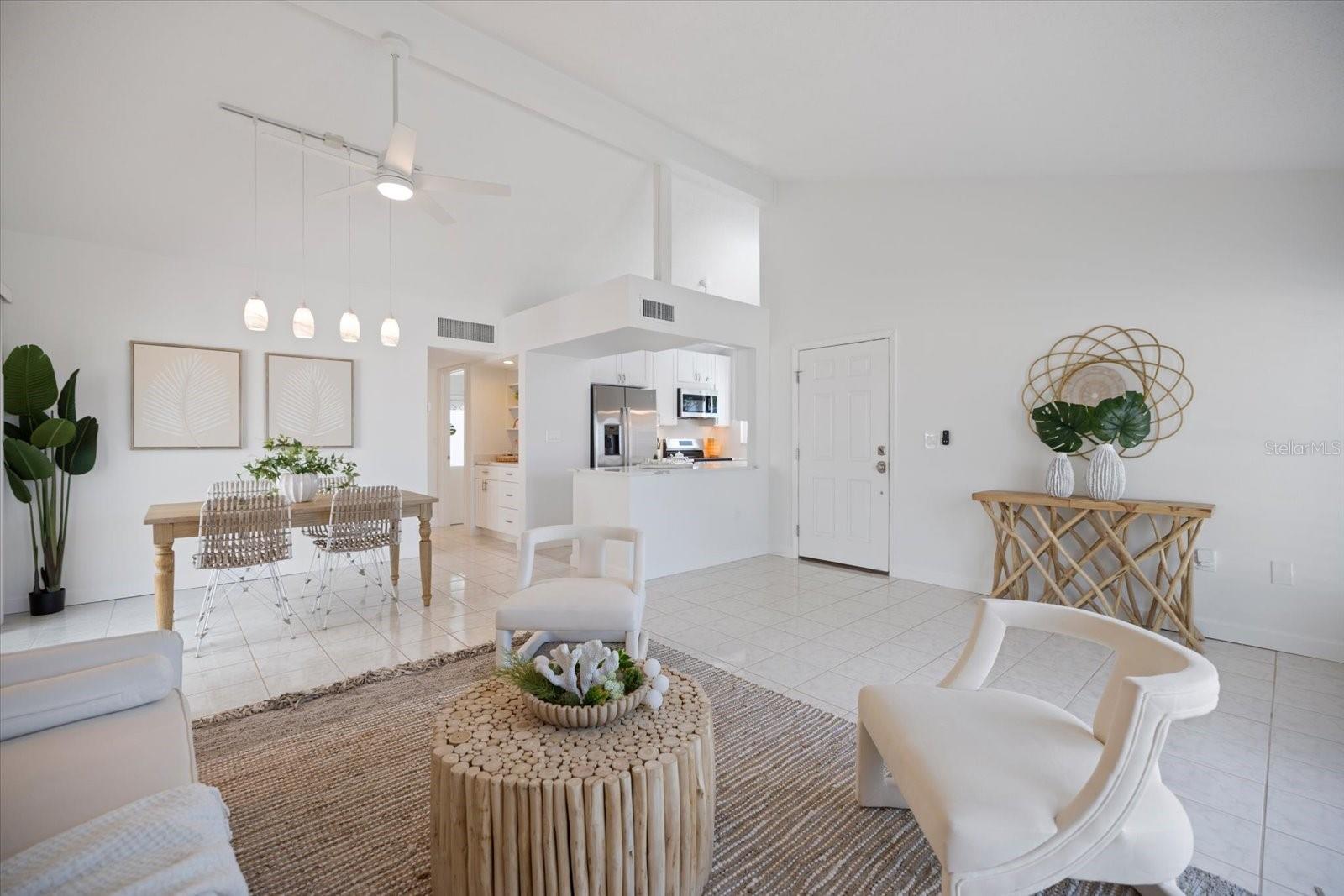 1585 TARPON CENTER DR #20, VENICE, FL, 34285