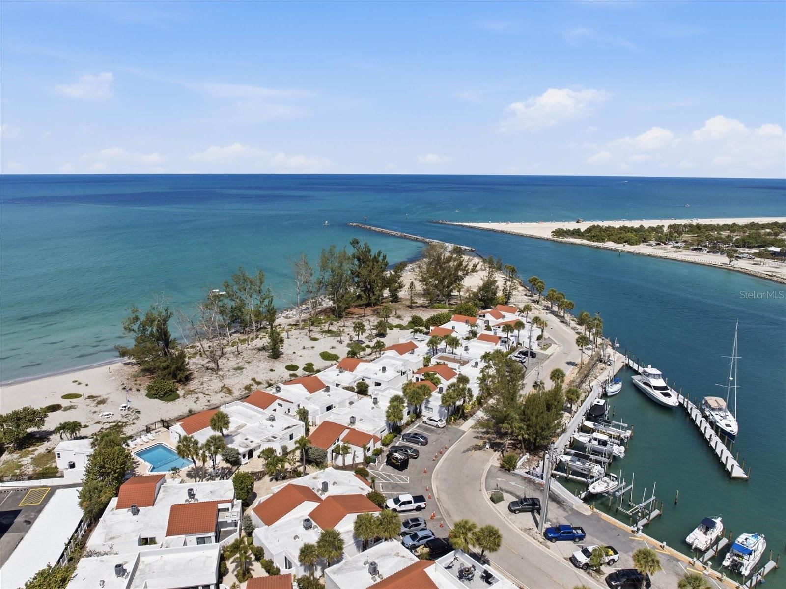 1585 TARPON CENTER DR #20, VENICE, FL, 34285