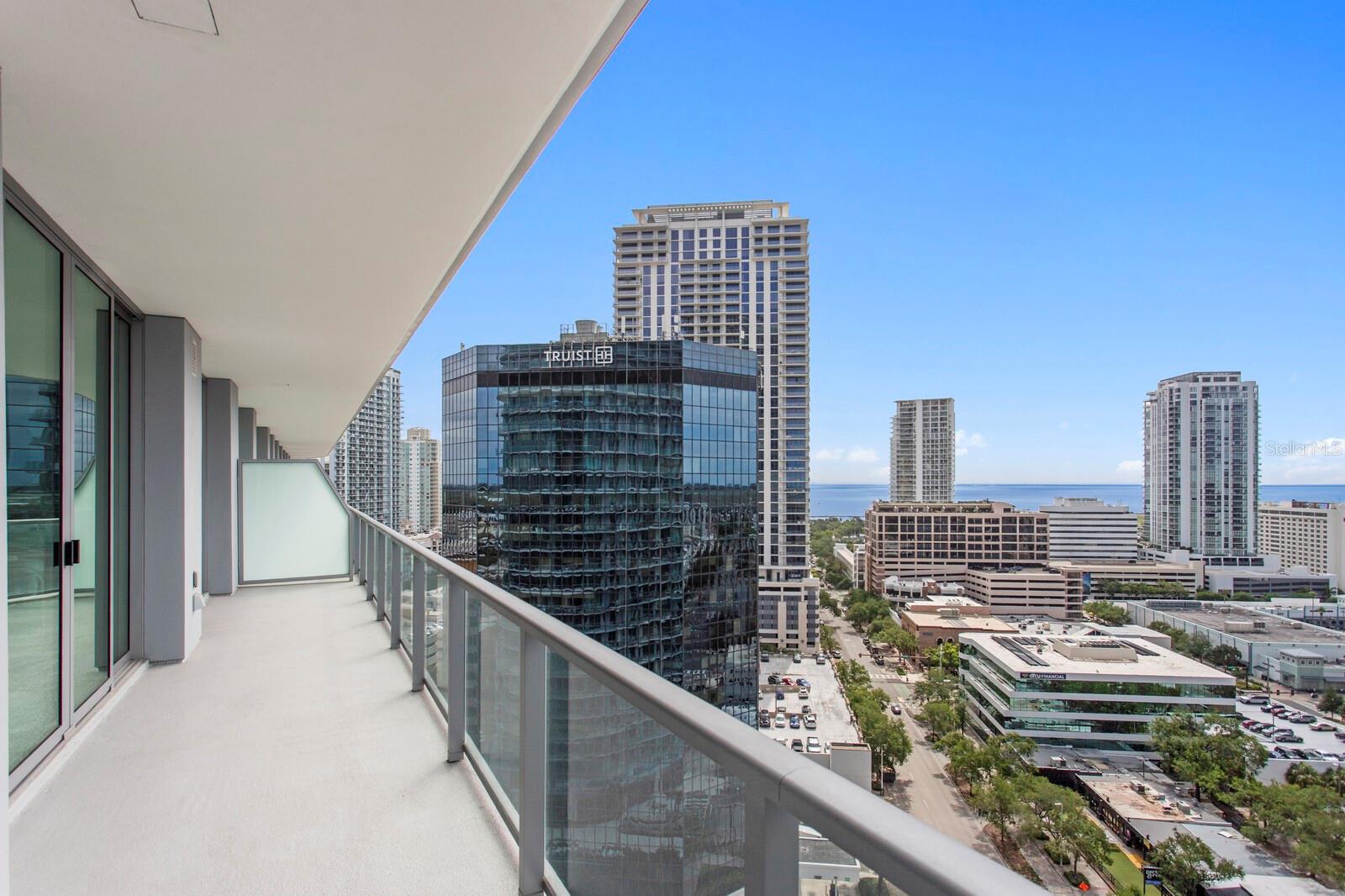 400 CENTRAL AVE #1704, ST PETERSBURG, FL, 33701