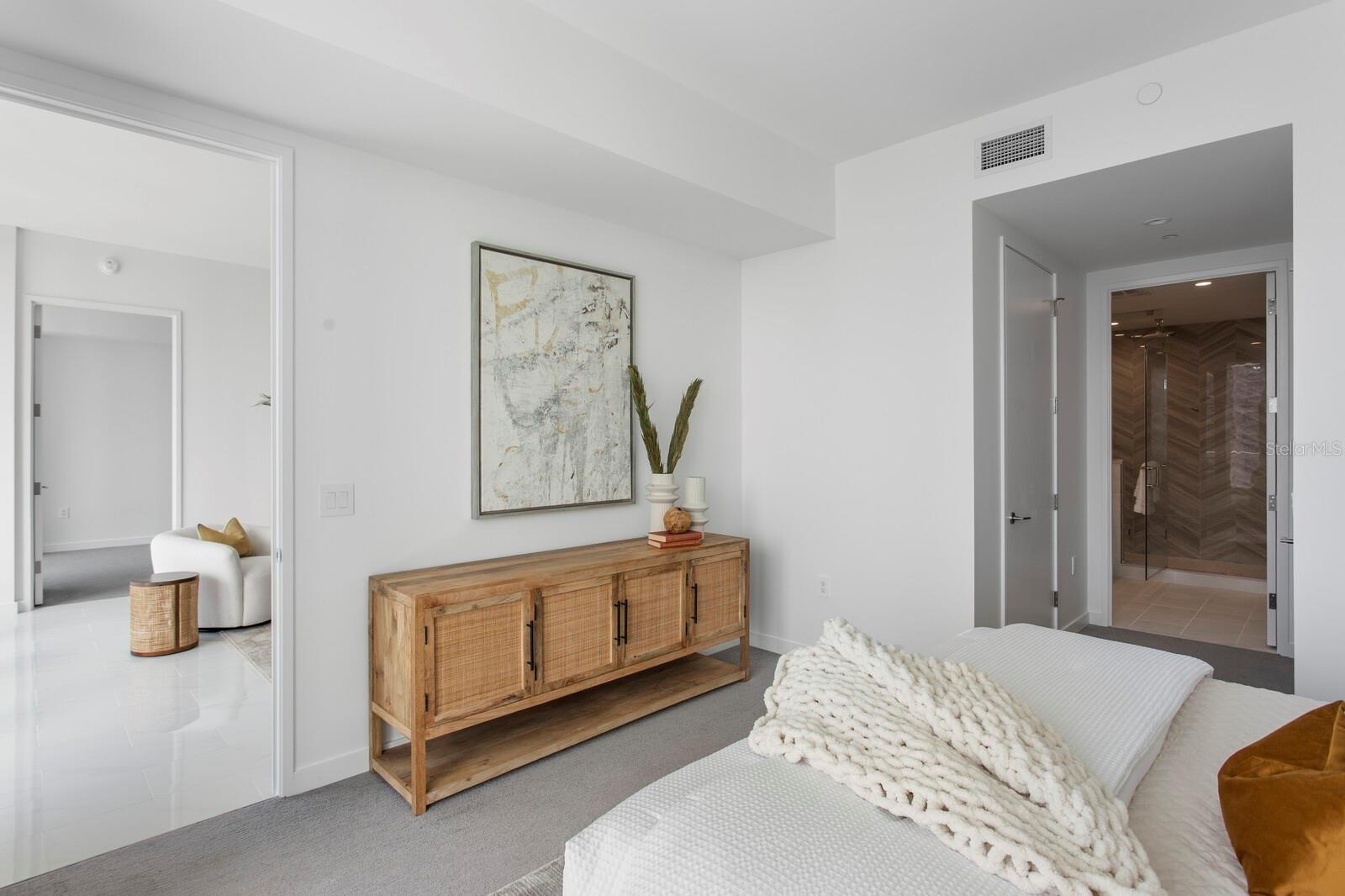 400 CENTRAL AVE #1704, ST PETERSBURG, FL, 33701