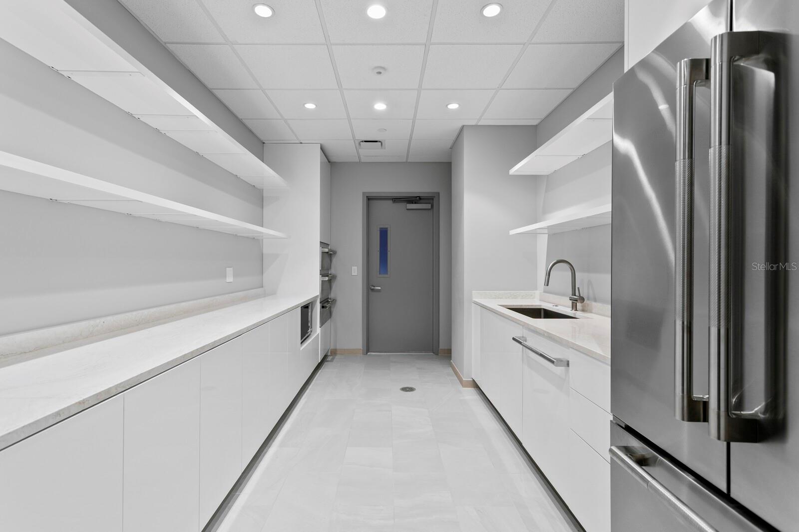 400 CENTRAL AVE #1704, ST PETERSBURG, FL, 33701