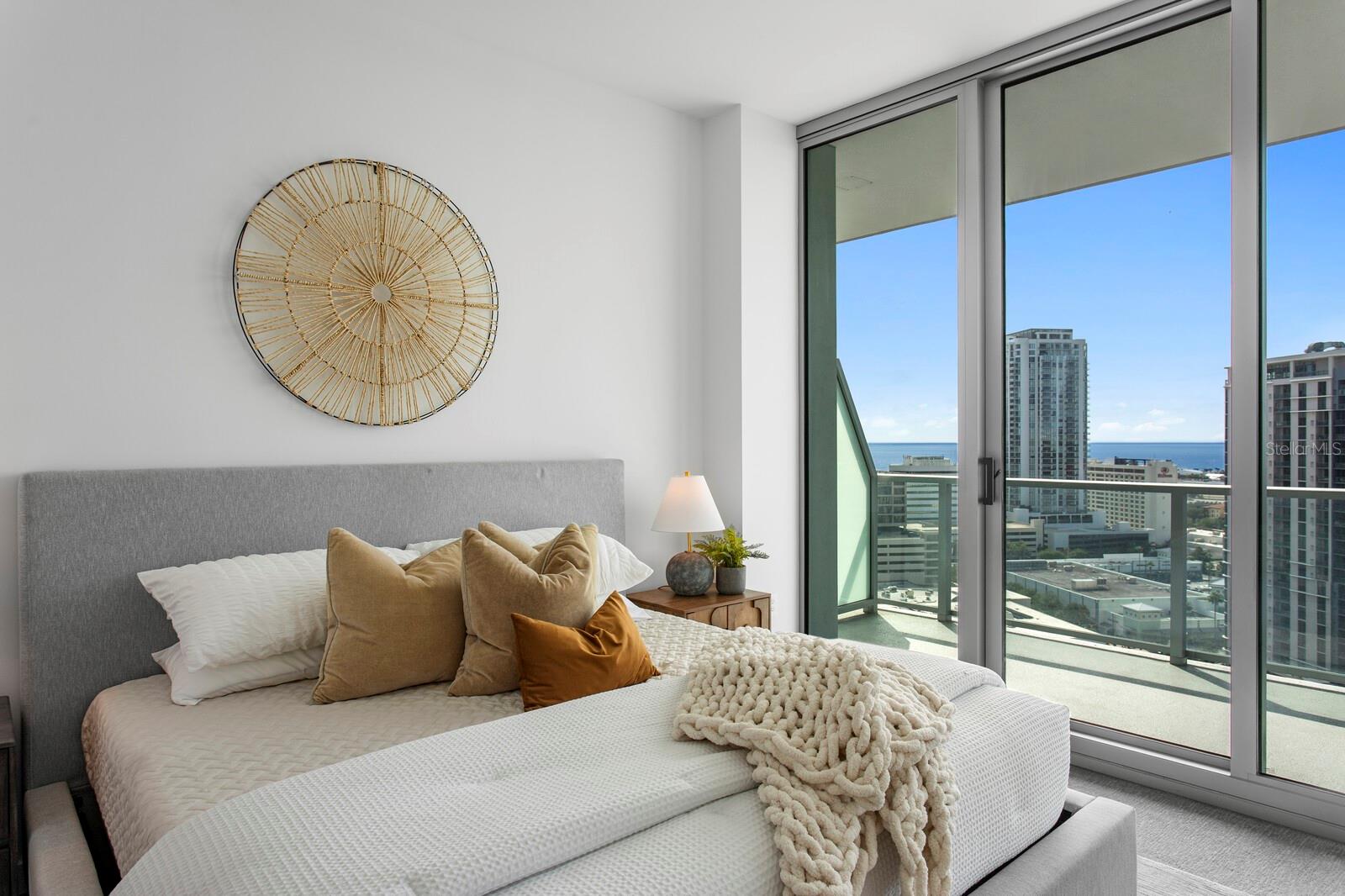 400 CENTRAL AVE #1704, ST PETERSBURG, FL, 33701
