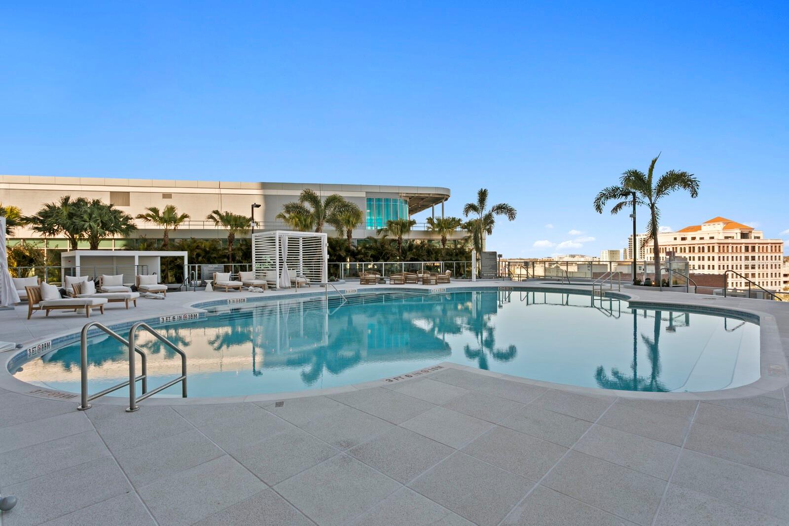400 CENTRAL AVE #1704, ST PETERSBURG, FL, 33701