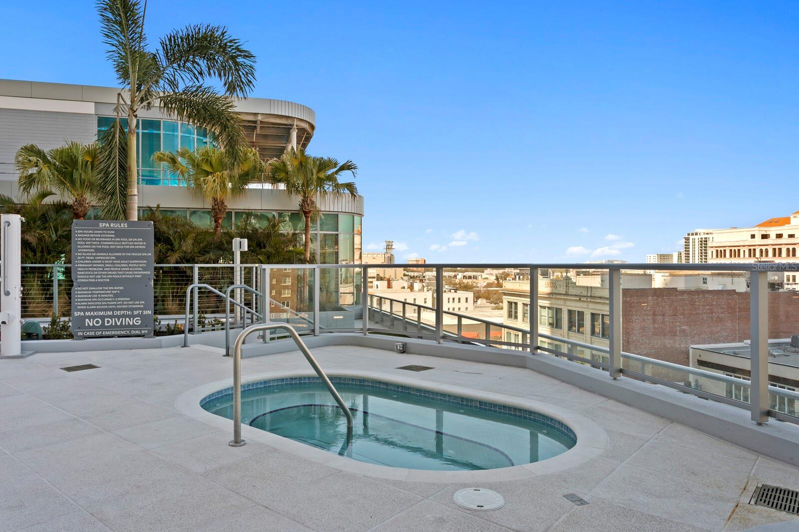 400 CENTRAL AVE #1704, ST PETERSBURG, FL, 33701