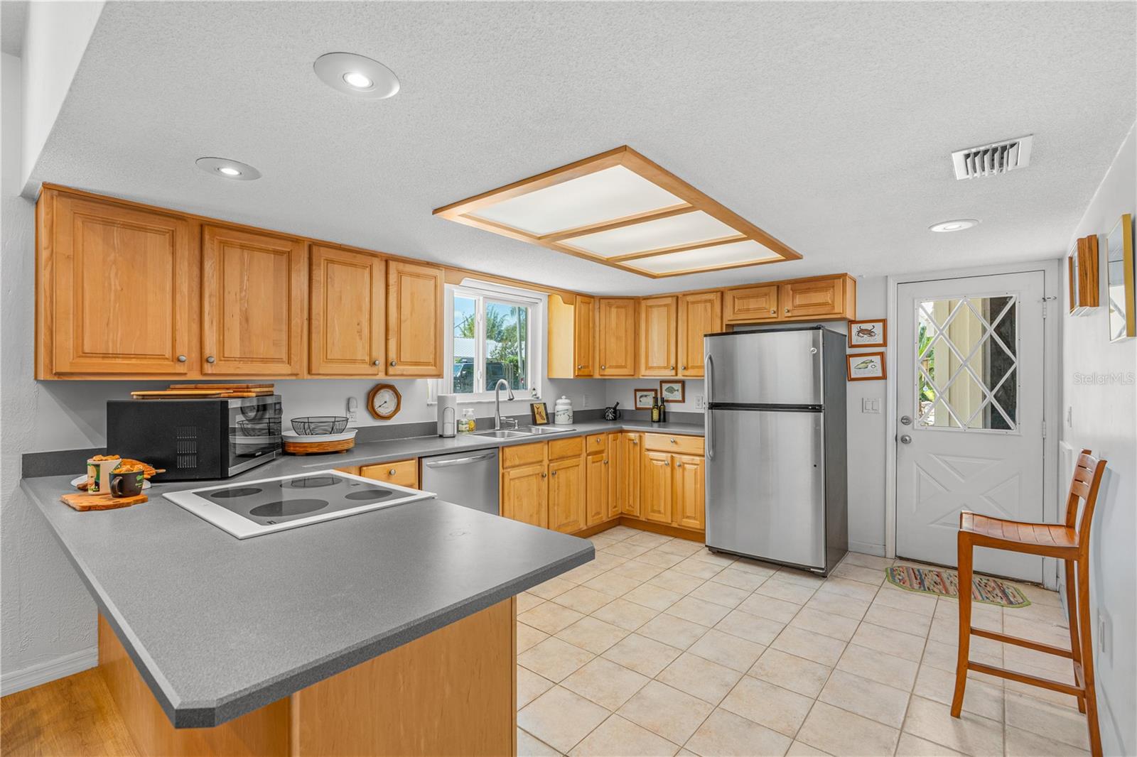 1818 S RIVERSIDE DR, EDGEWATER, FL, 32141