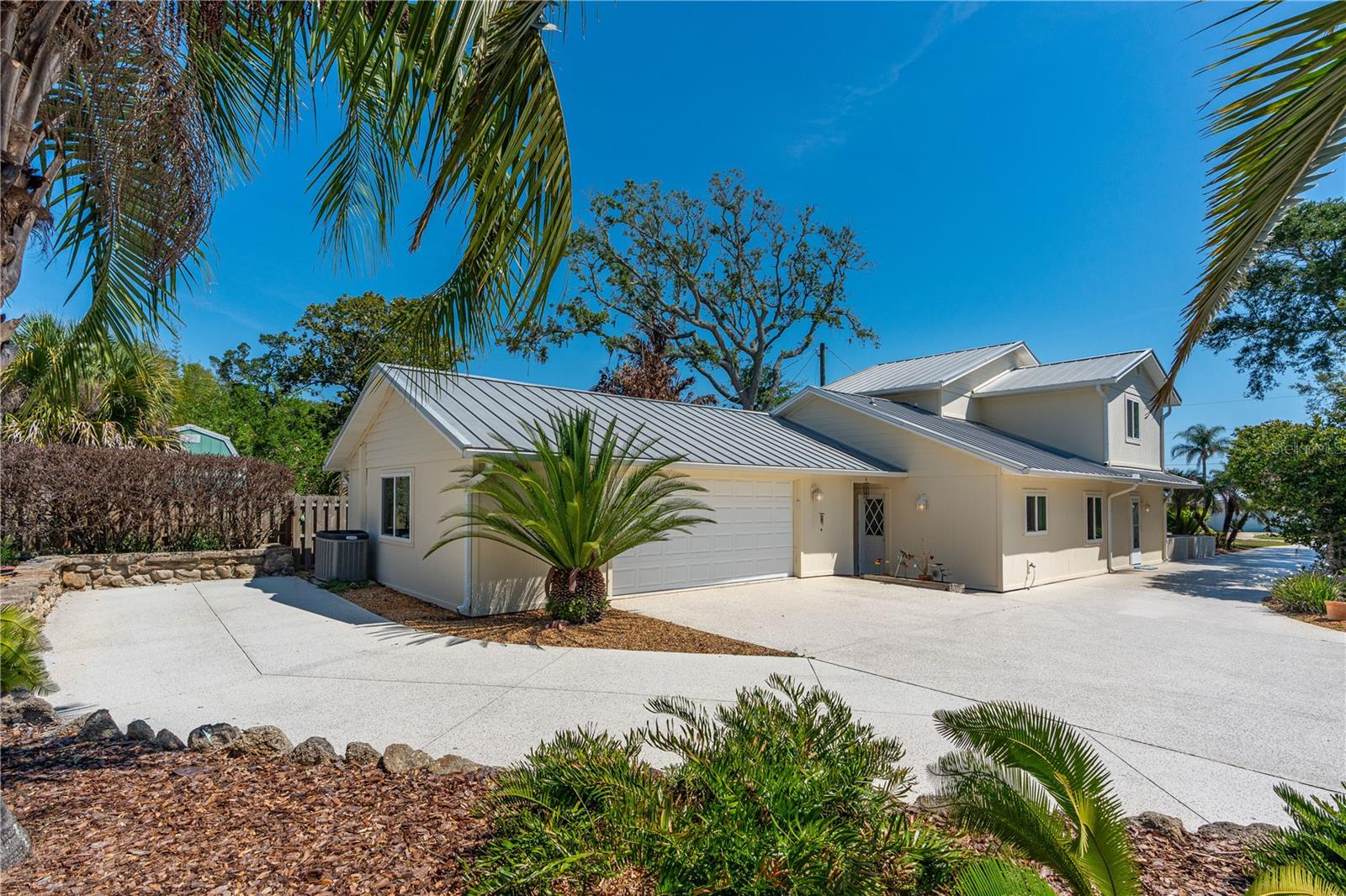 1818 S RIVERSIDE DR, EDGEWATER, FL, 32141
