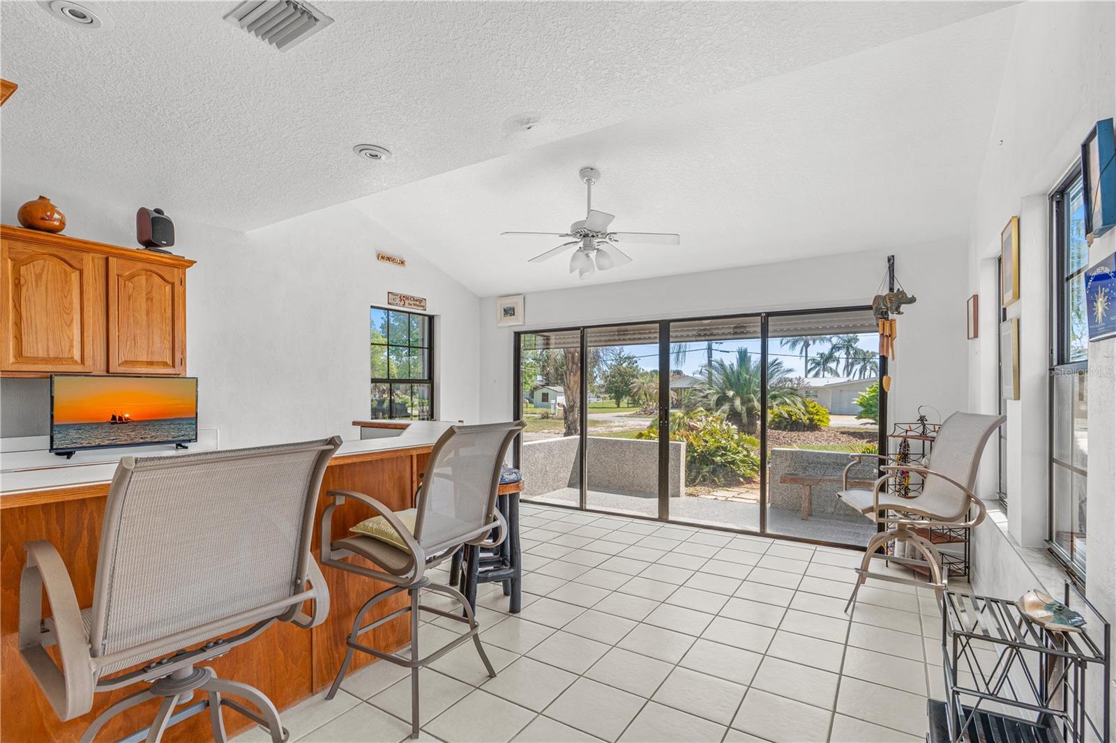 1818 S RIVERSIDE DR, EDGEWATER, FL, 32141