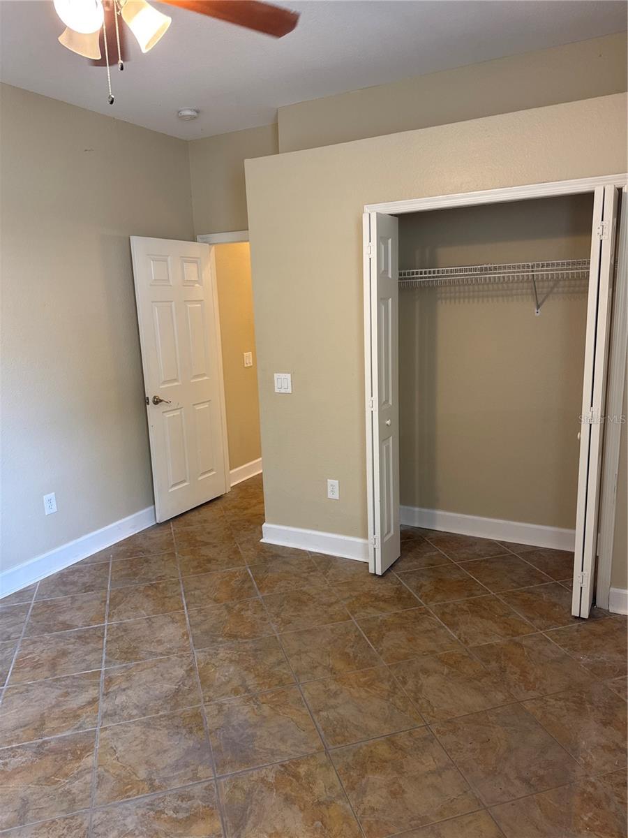 18013 FOREST RETREAT LN, TAMPA, FL, 33647