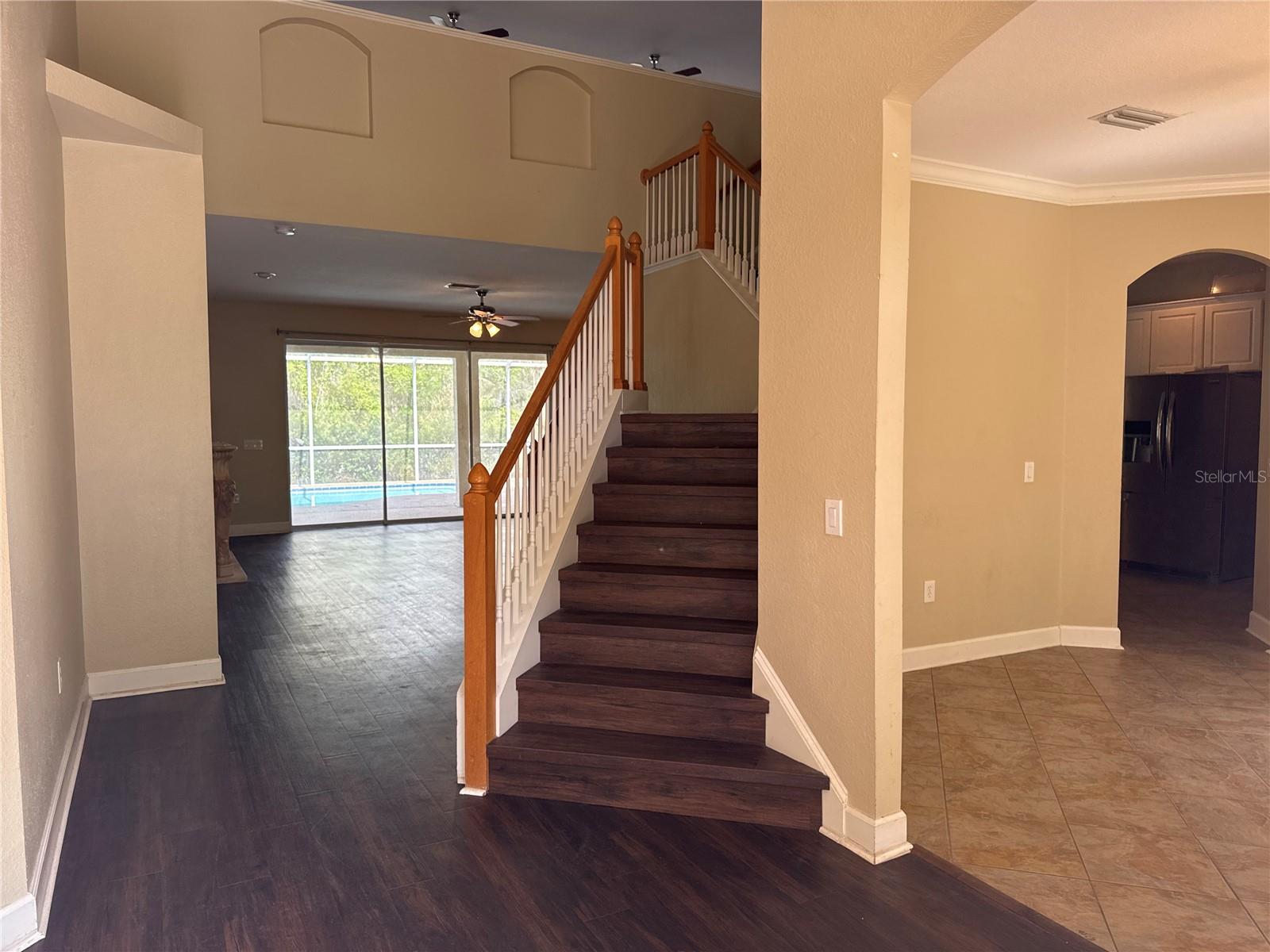 18013 FOREST RETREAT LN, TAMPA, FL, 33647