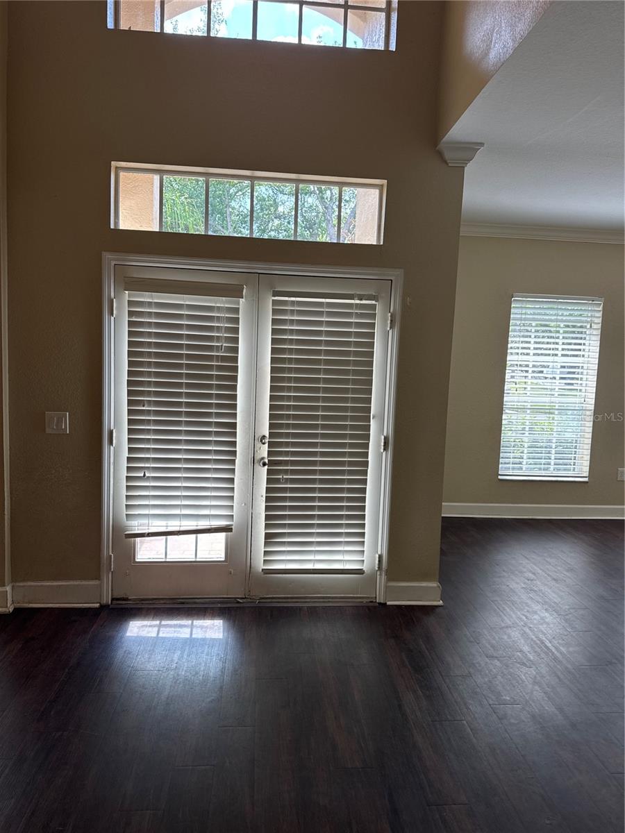 18013 FOREST RETREAT LN, TAMPA, FL, 33647