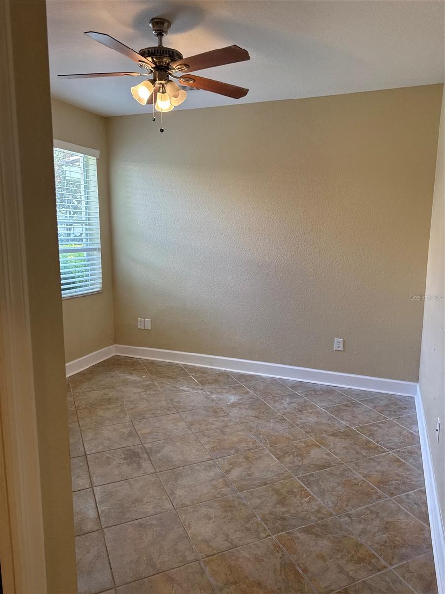 18013 FOREST RETREAT LN, TAMPA, FL, 33647
