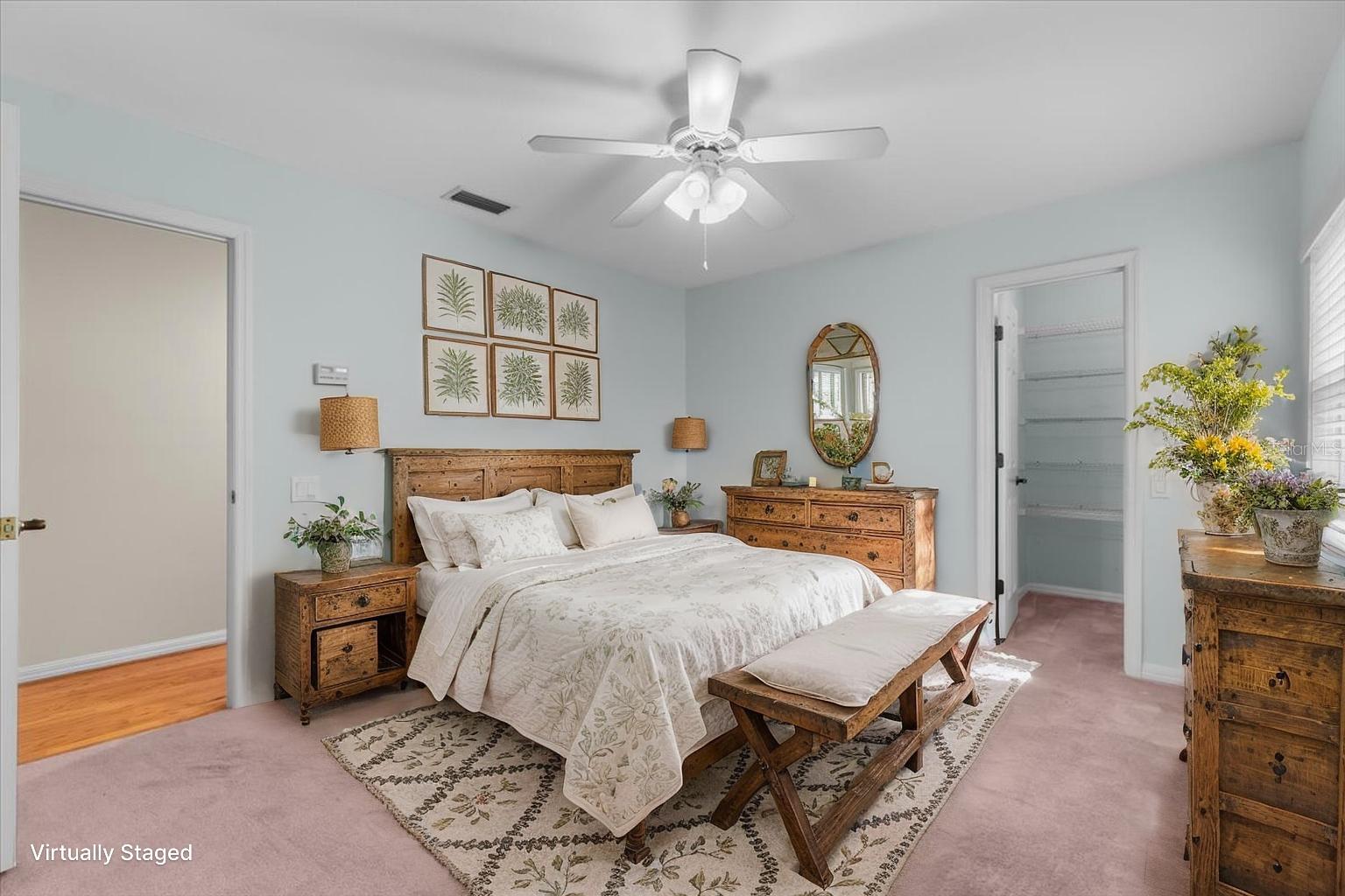 725 HERITAGE DR NE, WINTER HAVEN, FL, 33881