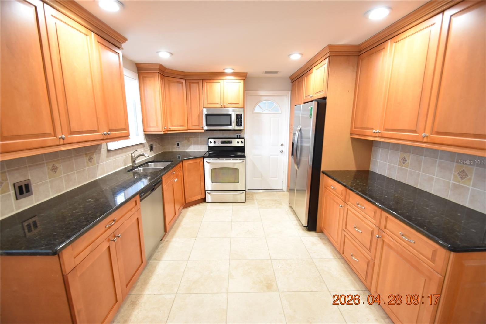 3223 W WYOMING AVE, TAMPA, FL, 33611