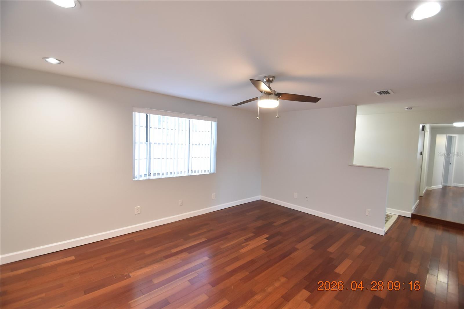 3223 W WYOMING AVE, TAMPA, FL, 33611