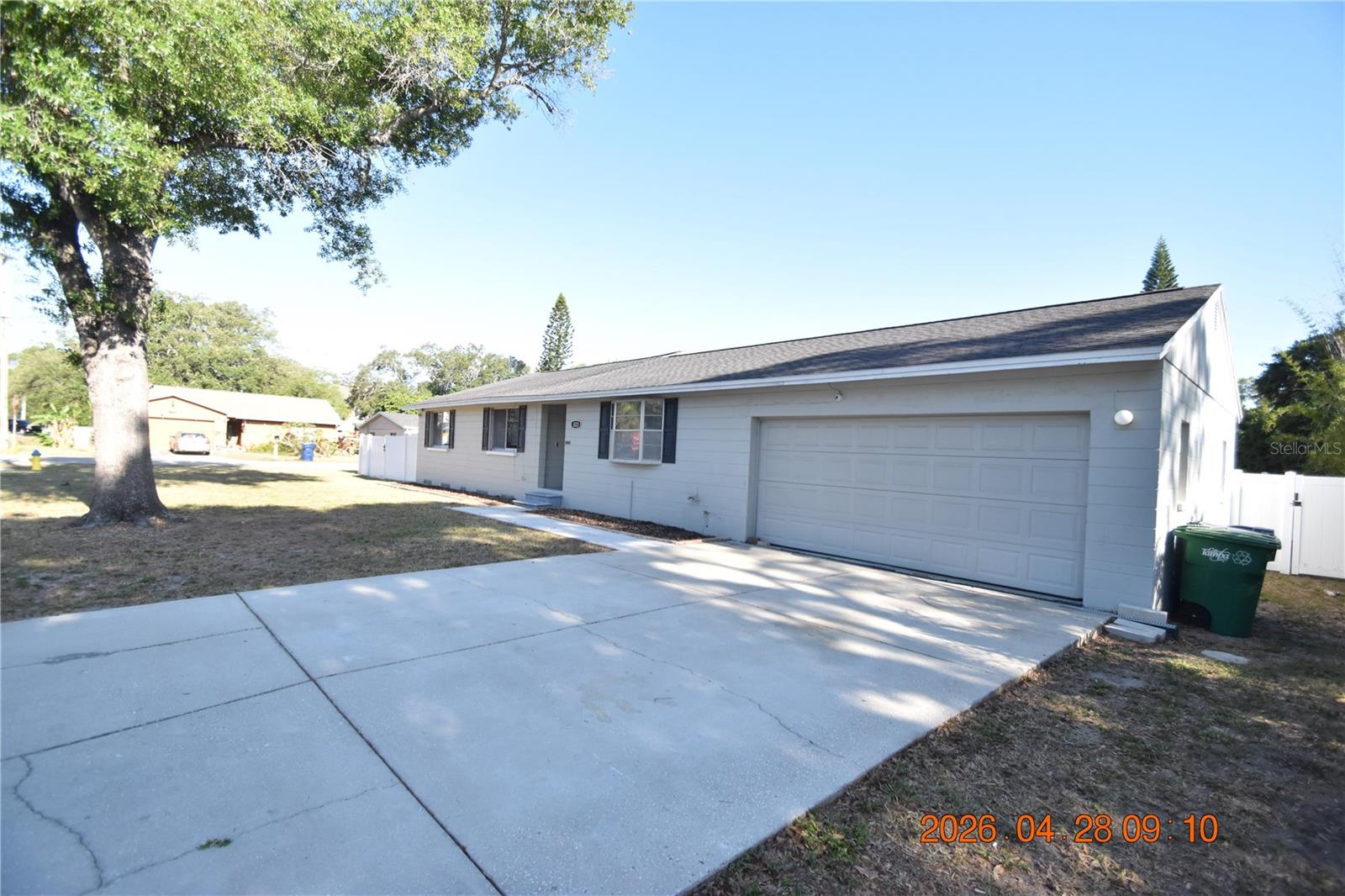 3223 W WYOMING AVE, TAMPA, FL, 33611
