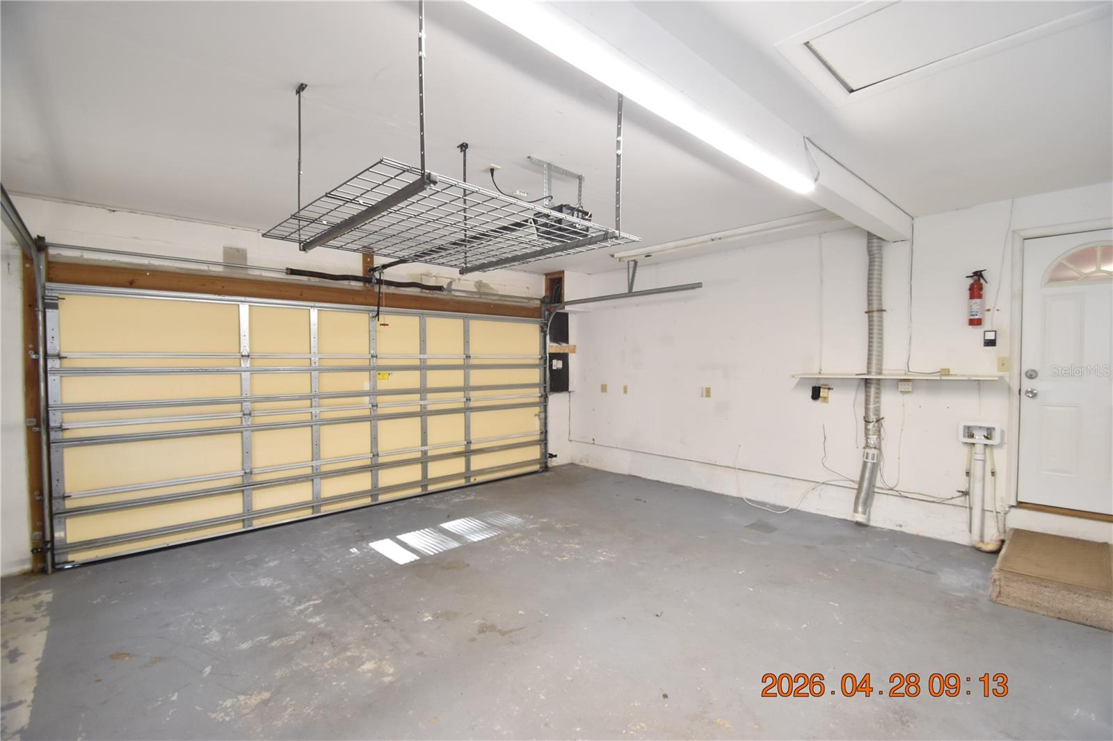 3223 W WYOMING AVE, TAMPA, FL, 33611