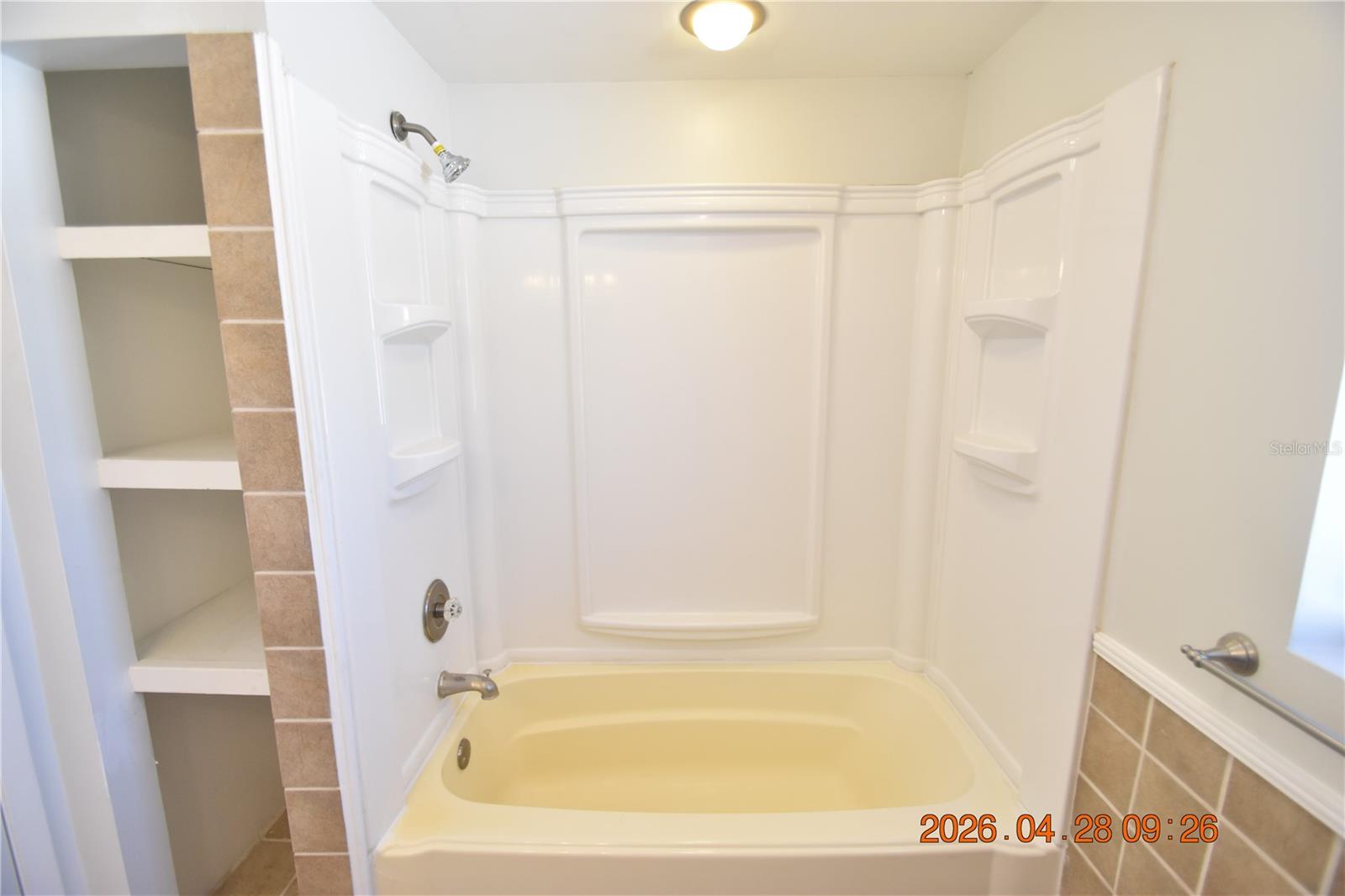 3223 W WYOMING AVE, TAMPA, FL, 33611