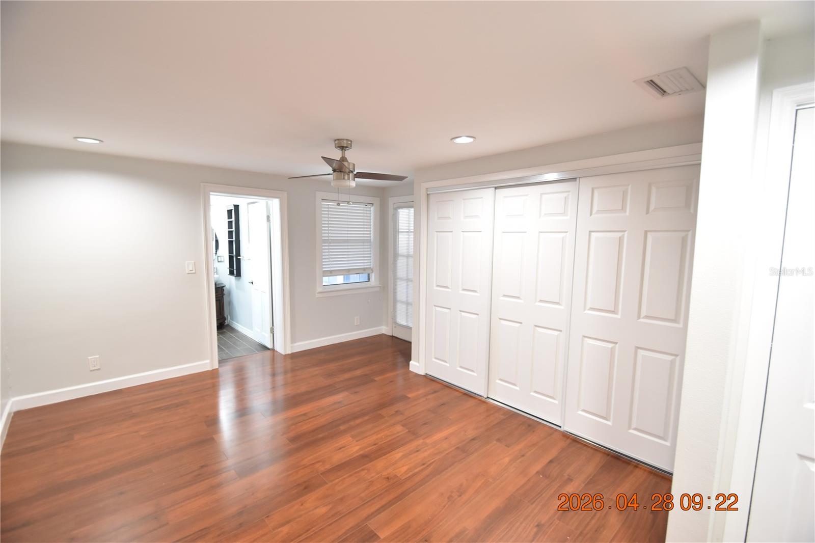 3223 W WYOMING AVE, TAMPA, FL, 33611