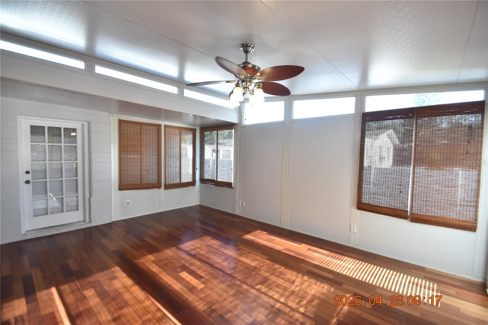3223 W WYOMING AVE, TAMPA, FL, 33611