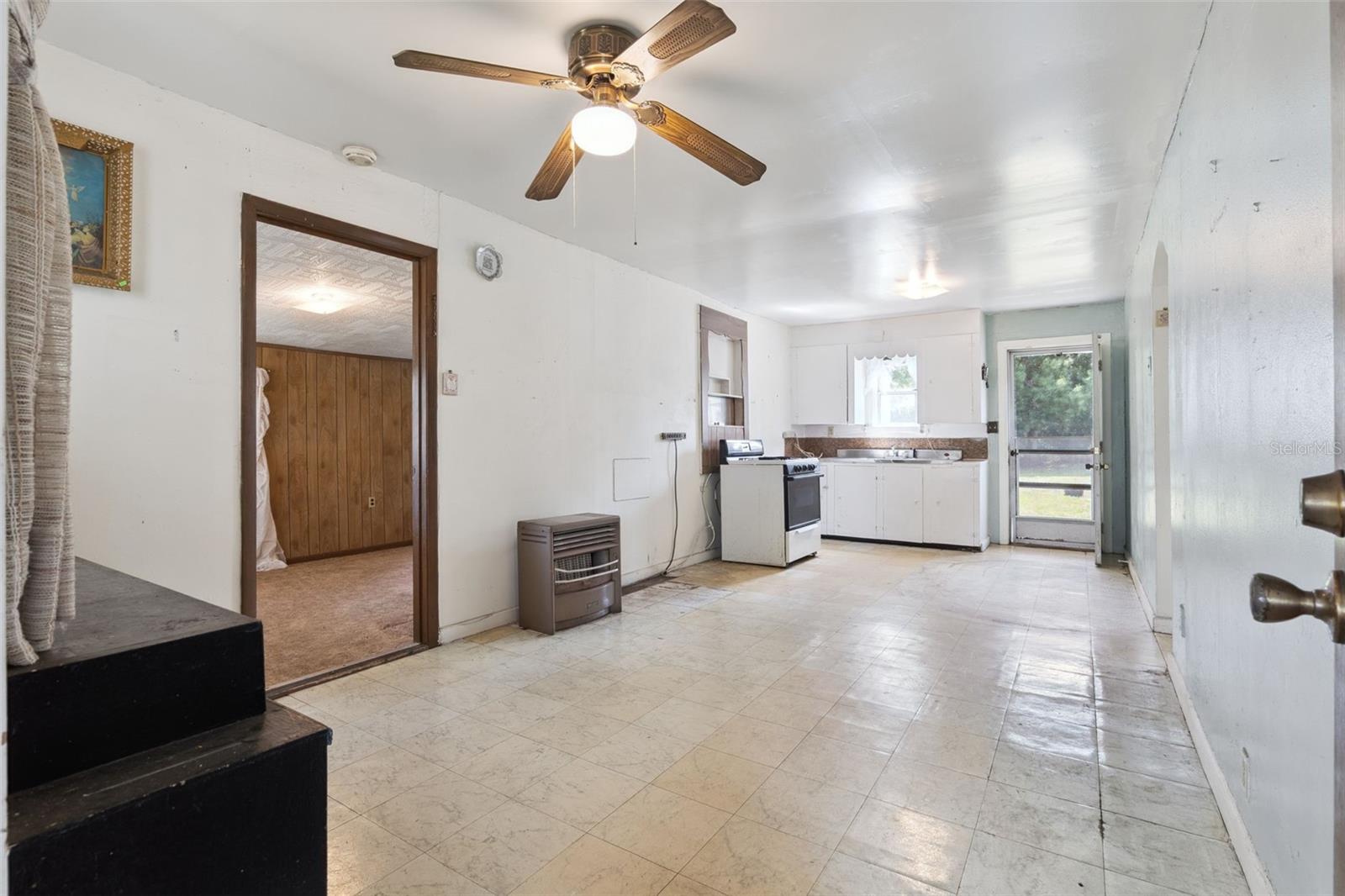 1203 SASOON AVE, ORLANDO, FL, 32803