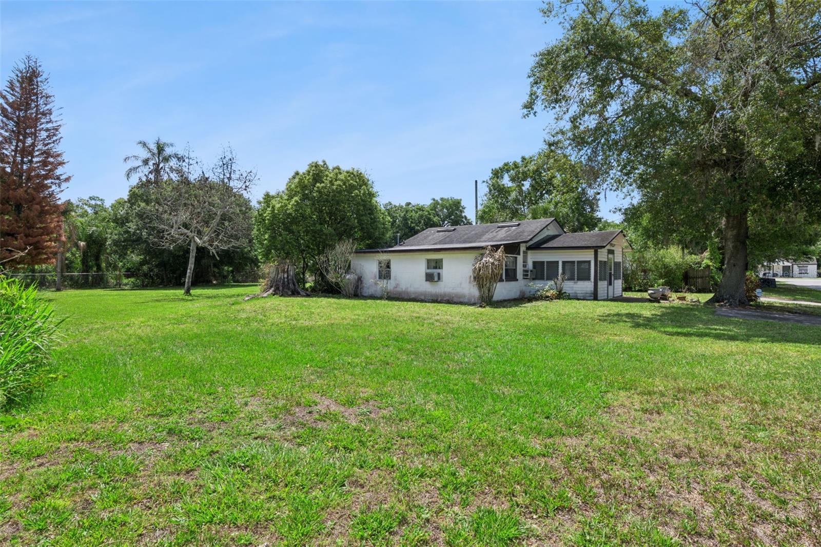1203 SASOON AVE, ORLANDO, FL, 32803