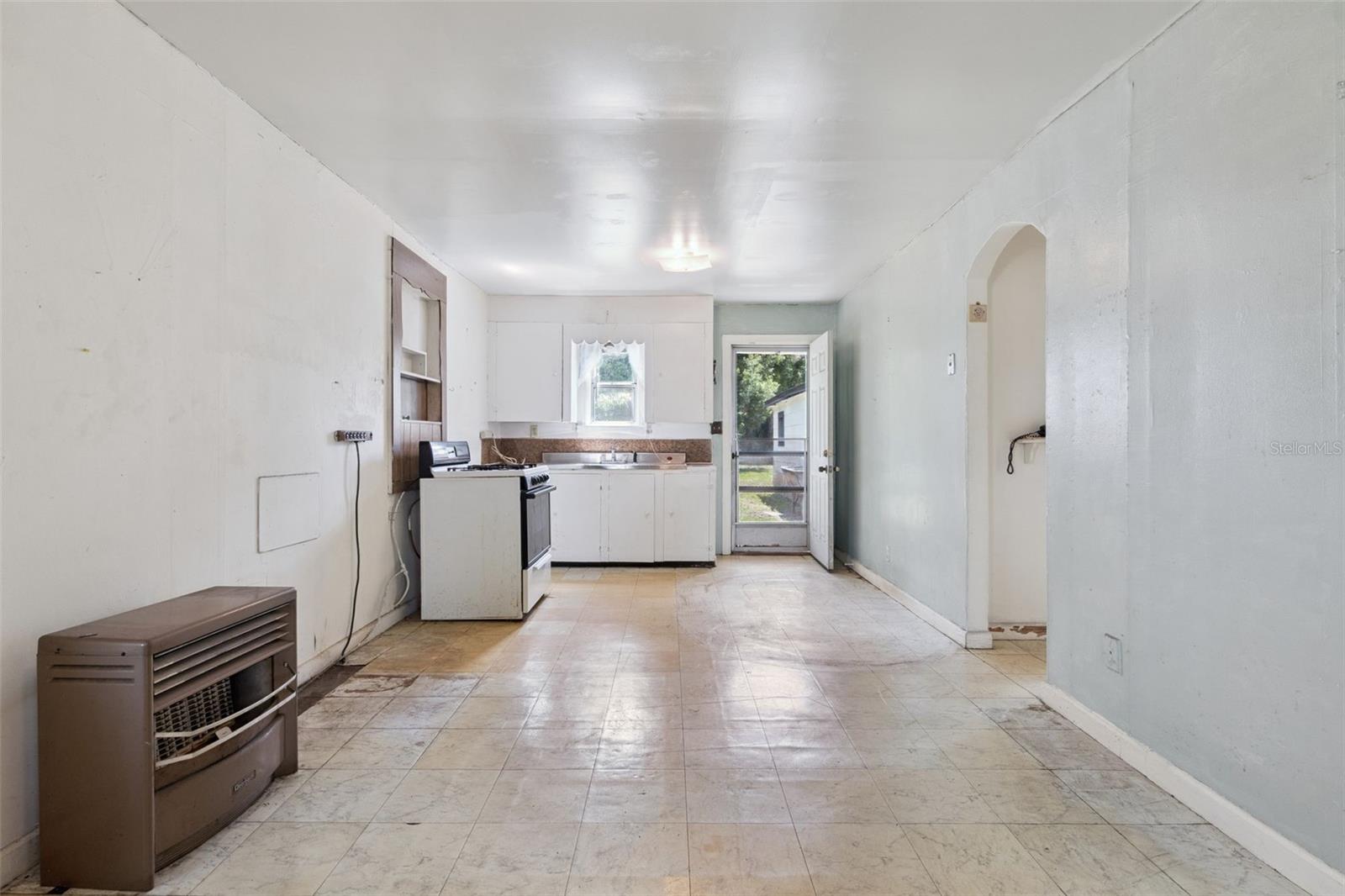 1203 SASOON AVE, ORLANDO, FL, 32803