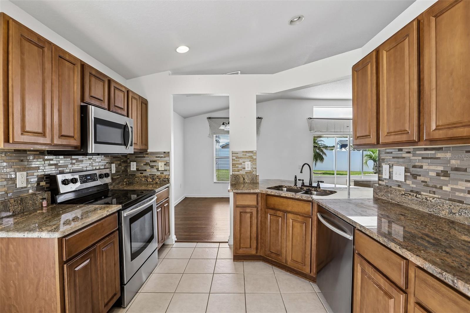 30400 RANDALL MANOR ST, WESLEY CHAPEL, FL, 33545