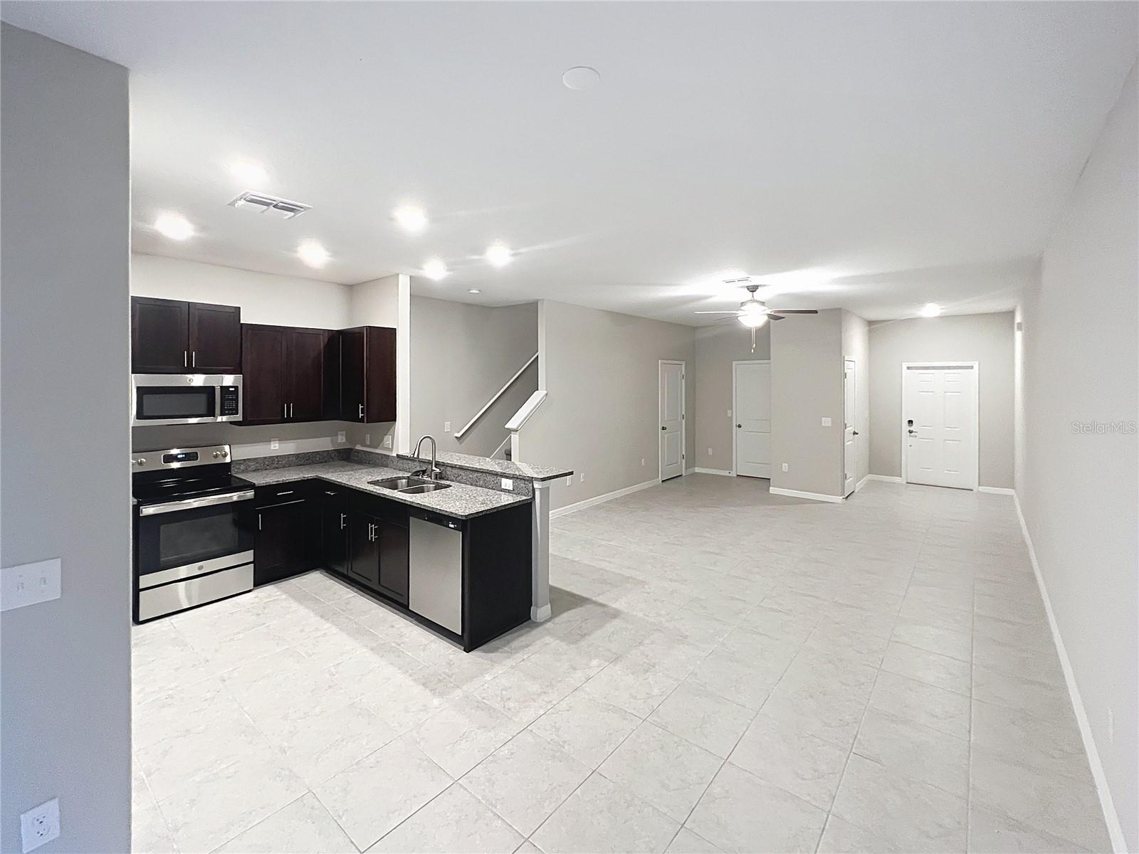 15503 PRESTWICK ROSE PL, SUN CITY CENTER, FL, 33573