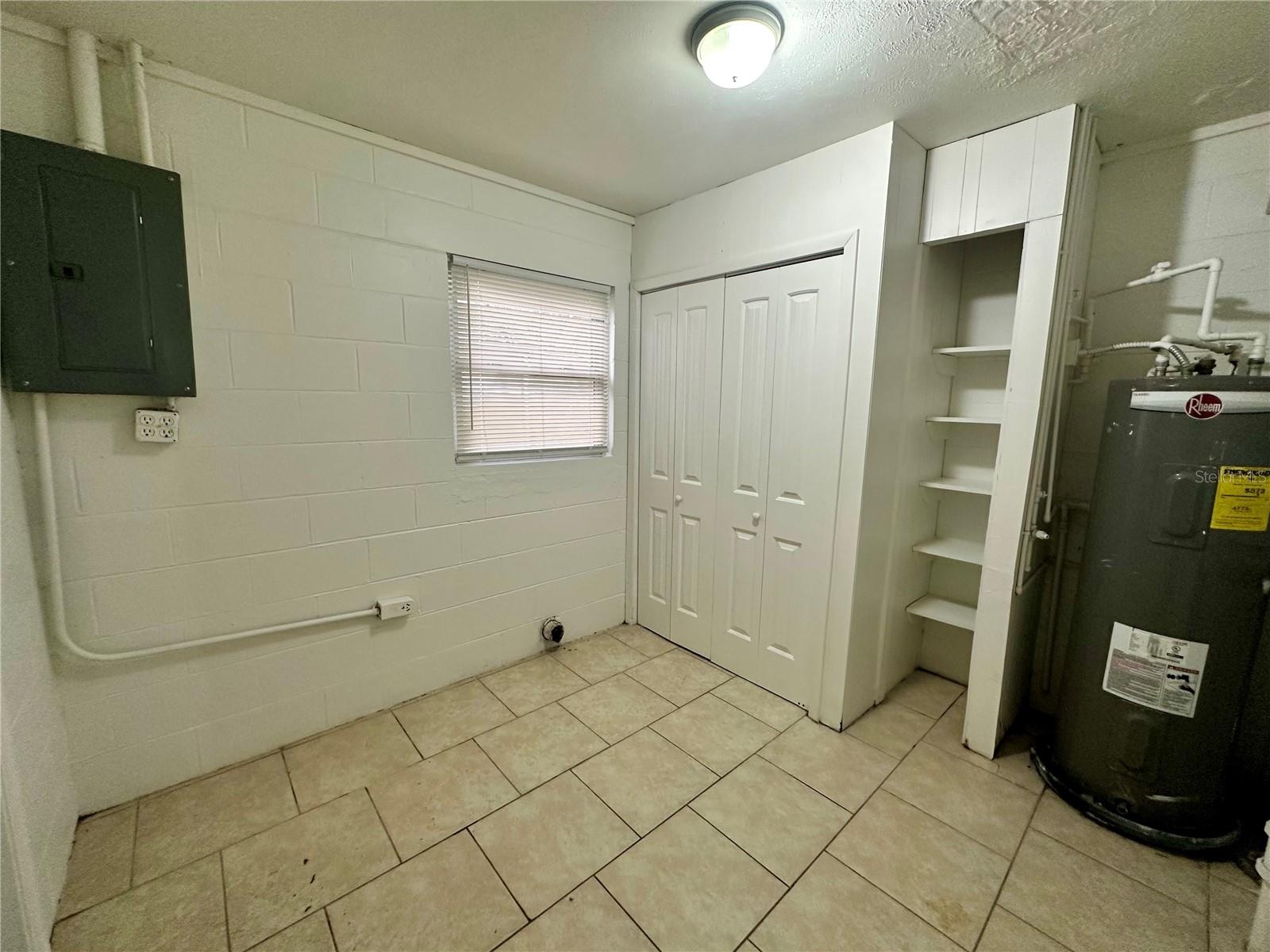 1317 CAMBRIDGE DR, LEESBURG, FL, 34748