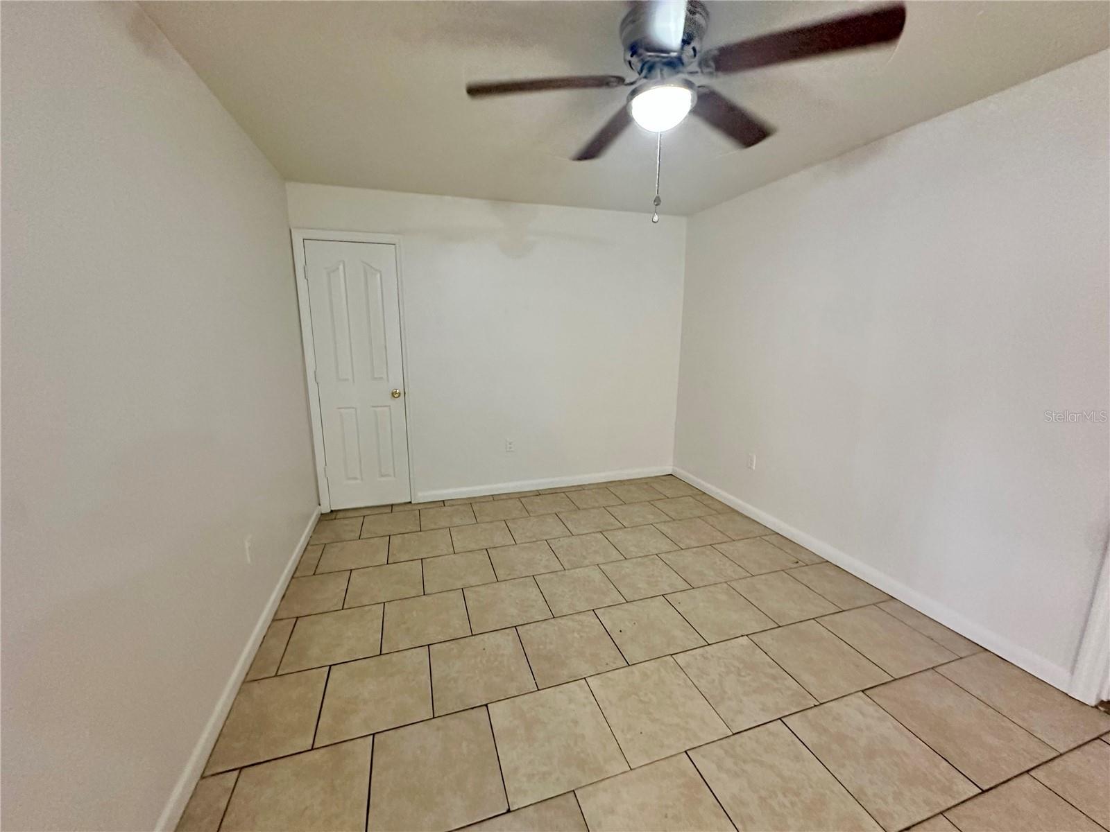 1317 CAMBRIDGE DR, LEESBURG, FL, 34748