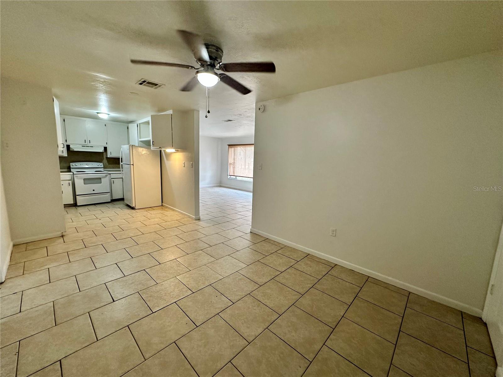 1317 CAMBRIDGE DR, LEESBURG, FL, 34748
