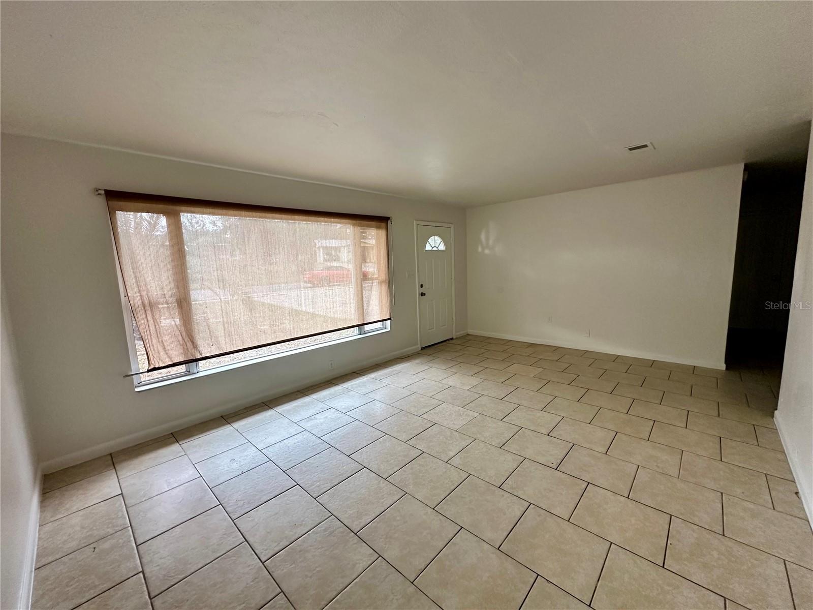 1317 CAMBRIDGE DR, LEESBURG, FL, 34748