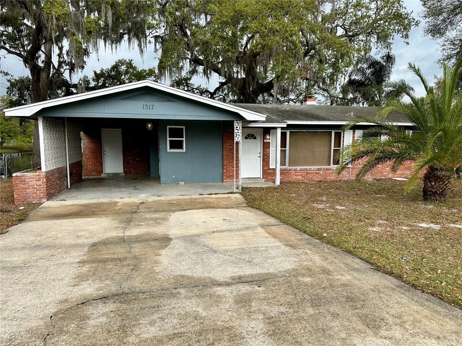 1317 CAMBRIDGE DR, LEESBURG, FL, 34748