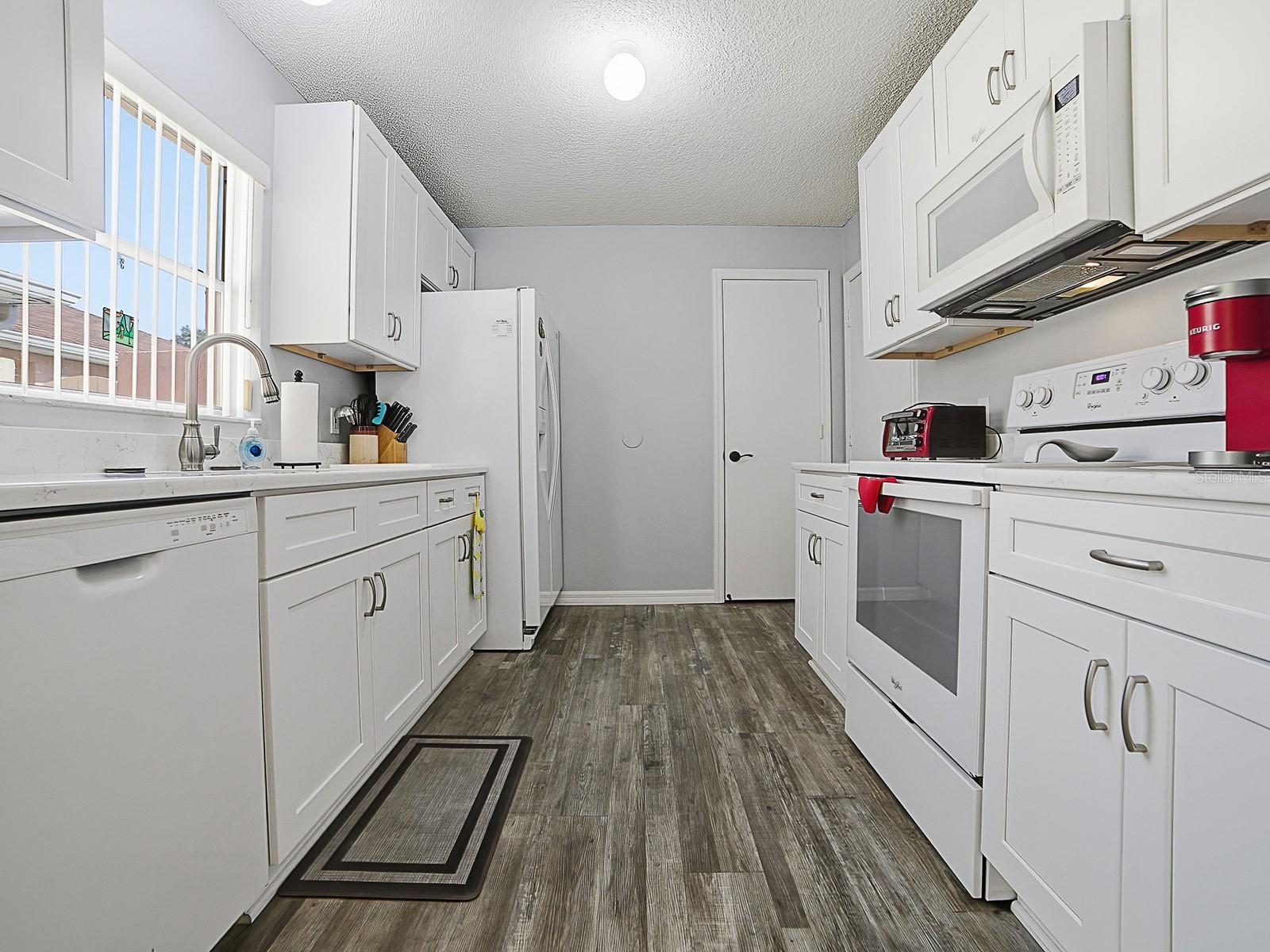 1202 FERNANDO LN, THE VILLAGES, FL, 32159