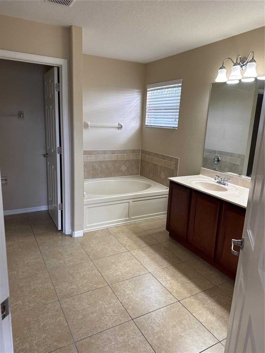 13011 AVALON CREST CT, RIVERVIEW, FL, 33579