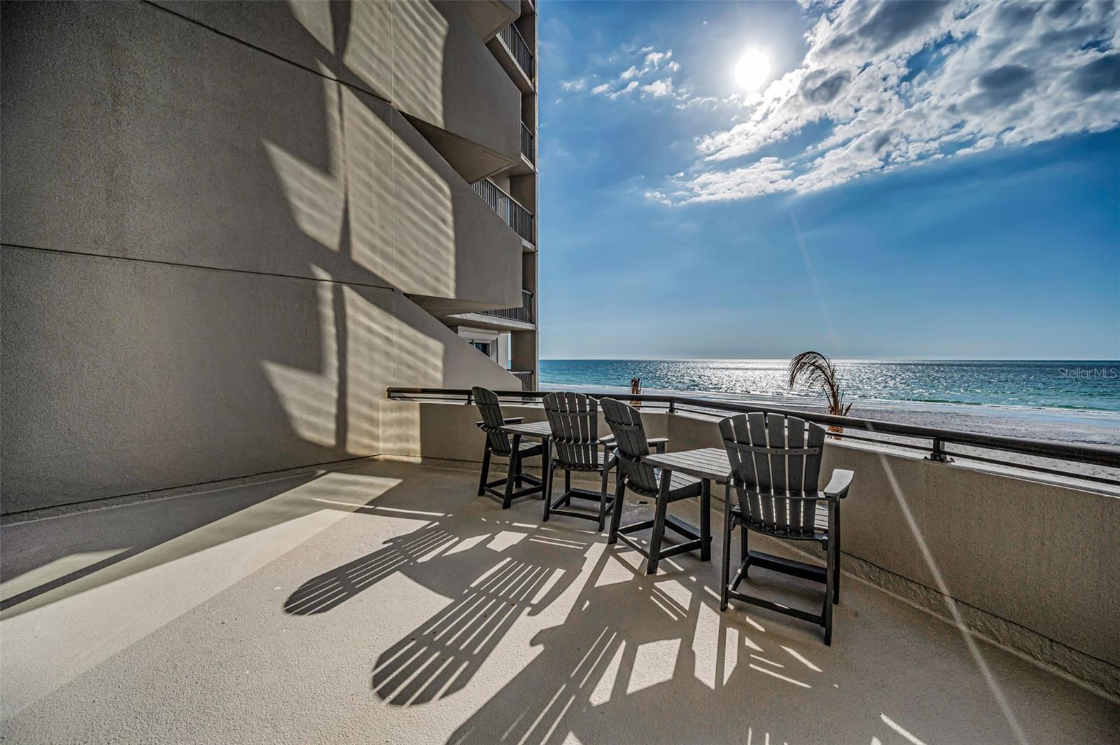1660 GULF BLVD #208, CLEARWATER BEACH, FL, 33767