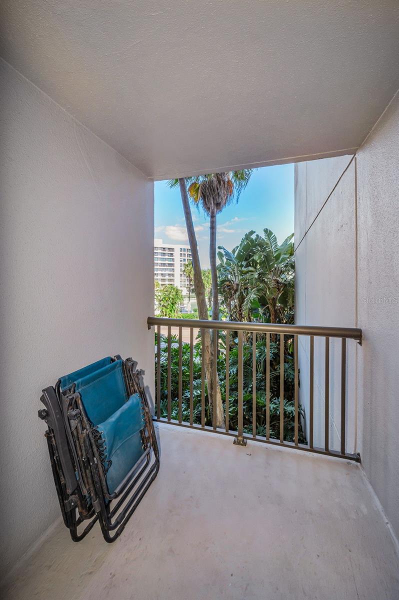 1660 GULF BLVD #208, CLEARWATER BEACH, FL, 33767