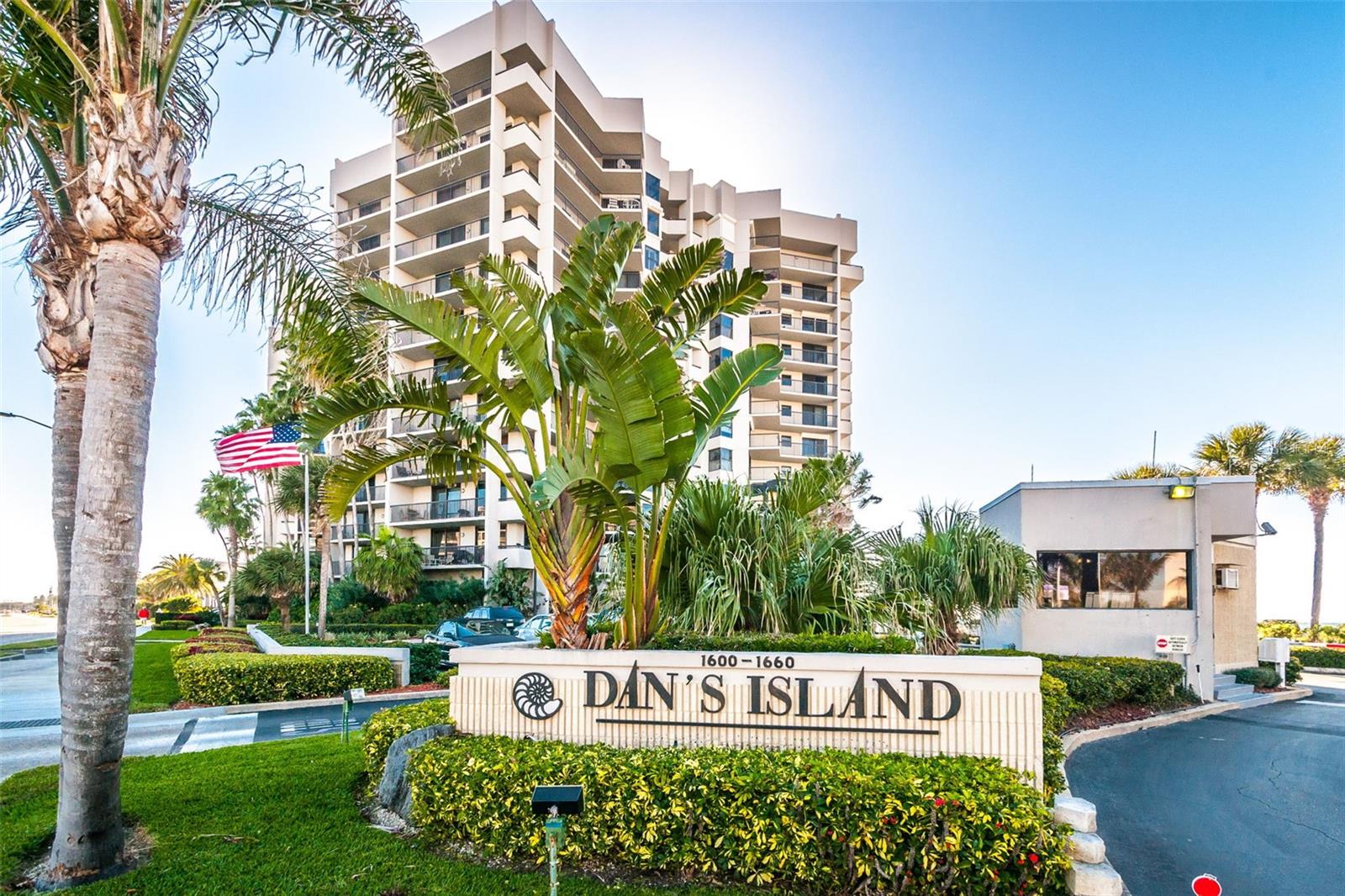 1660 GULF BLVD #208, CLEARWATER BEACH, FL, 33767
