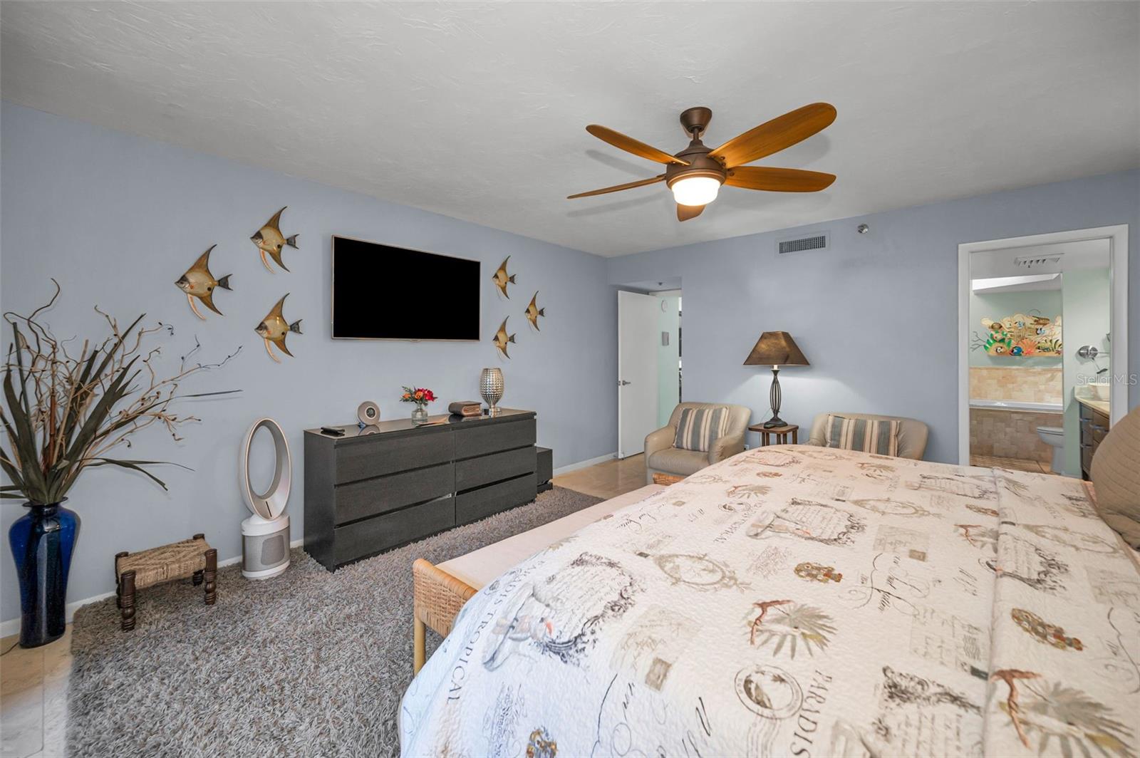 1660 GULF BLVD #208, CLEARWATER BEACH, FL, 33767