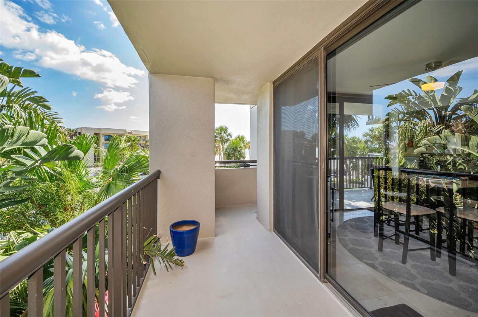 1660 GULF BLVD #208, CLEARWATER BEACH, FL, 33767