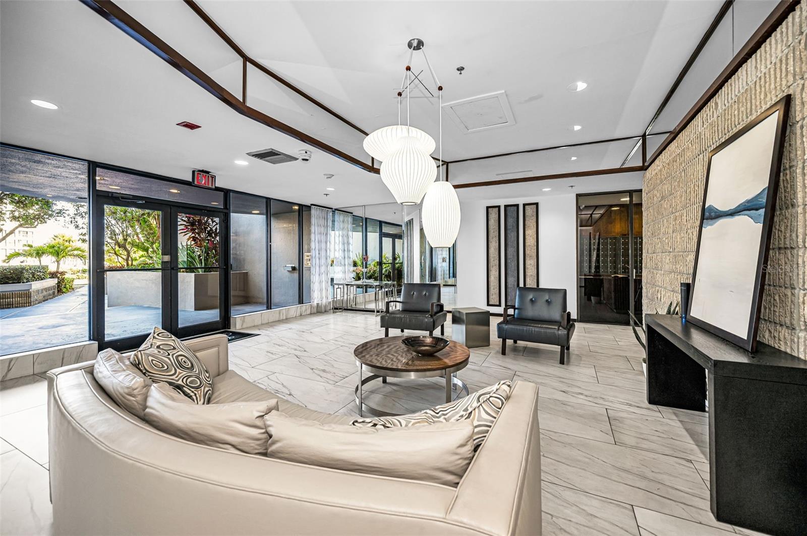 1660 GULF BLVD #208, CLEARWATER BEACH, FL, 33767