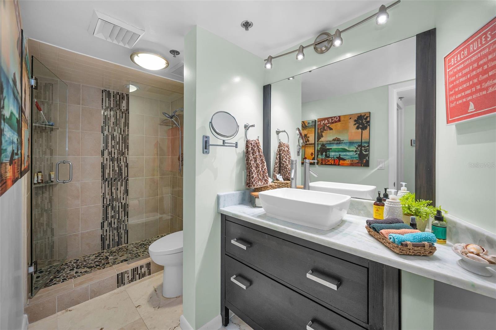 1660 GULF BLVD #208, CLEARWATER BEACH, FL, 33767