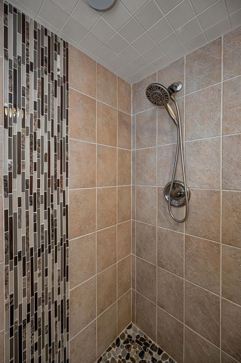 1660 GULF BLVD #208, CLEARWATER BEACH, FL, 33767