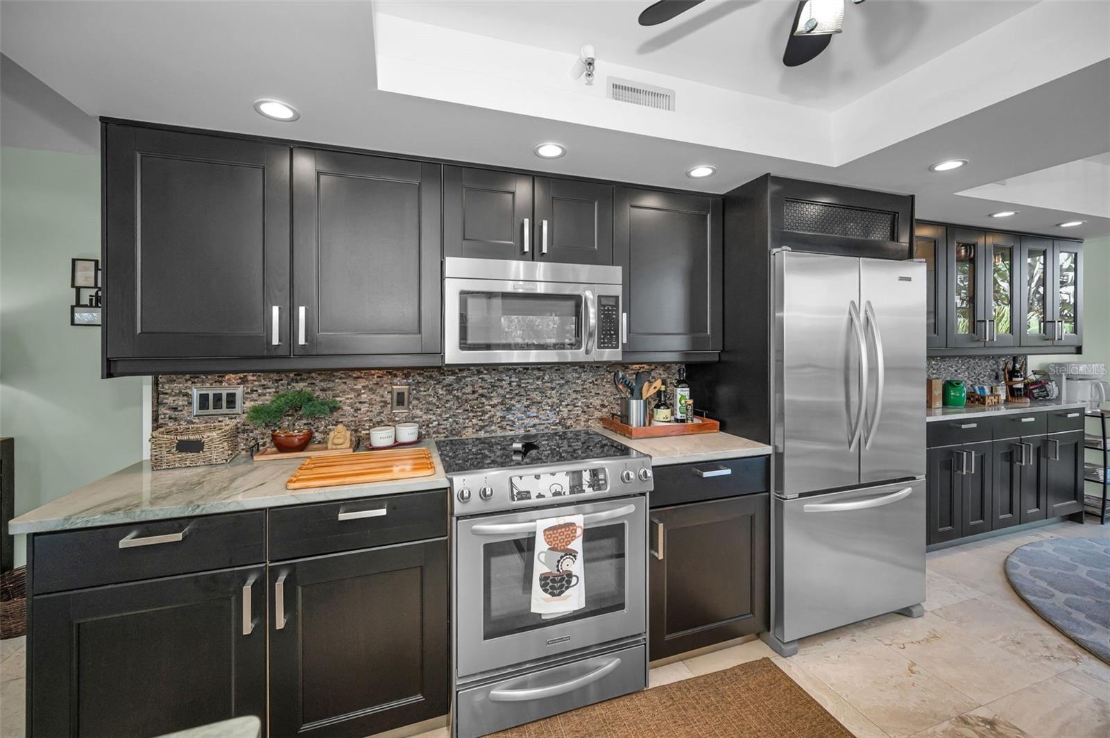 1660 GULF BLVD #208, CLEARWATER BEACH, FL, 33767