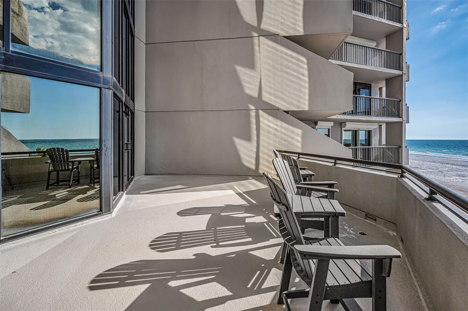 1660 GULF BLVD #208, CLEARWATER BEACH, FL, 33767